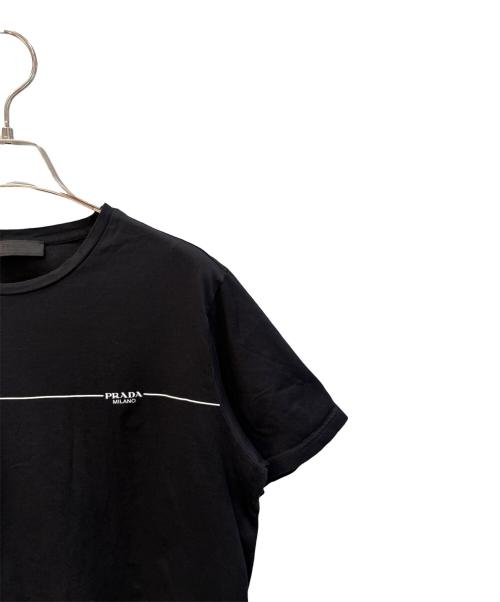 PRADA（プラダ）PRADA (プラダ) ロゴプリントTシャツ ブラック サイズ:Mの古着・服飾アイテム
