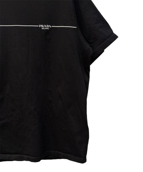 PRADA（プラダ）PRADA (プラダ) ロゴプリントTシャツ ブラック サイズ:Mの古着・服飾アイテム