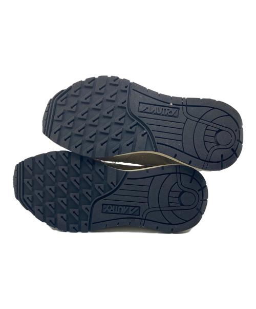 AUTRY（オートリ―）AUTRY (オートリ―) REELWIND スニーカー ベージュ サイズ:37の古着・服飾アイテム