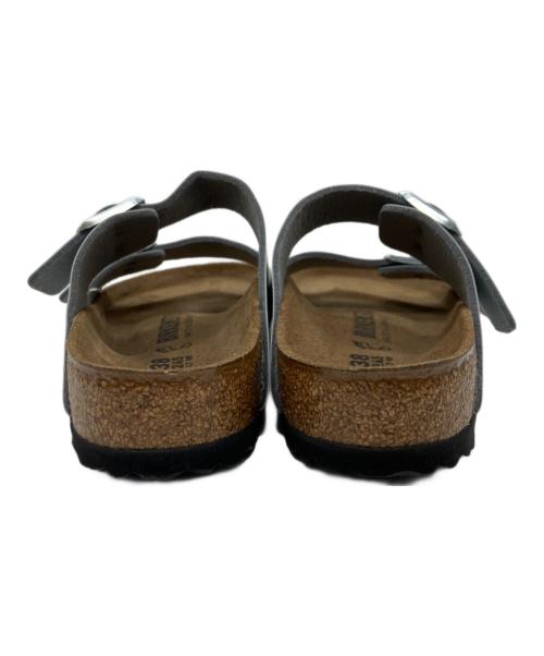BIRKENSTOCK（ビルケンシュトック）BIRKENSTOCK (ビルケンシュトック) Arizona BS シルバー サイズ:38の古着・服飾アイテム