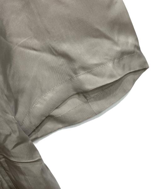 23区（ニジュウサンク）23区 (ニジュウサンク) フィブリルツイル ハーフスリーブ ジャケット グレー サイズ:38 未使用品の古着・服飾アイテム