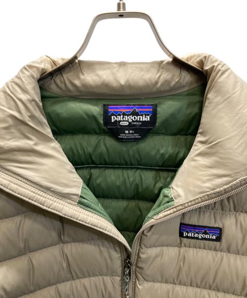 Patagonia（パタゴニア）Patagonia (パタゴニア) DOWN SWEATER　ダウンセーター ベージュ サイズ:SIZE Mの古着・服飾アイテム