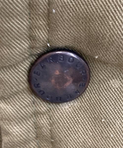 Barbour（バブアー）Barbour (バブアー) TREKKER PolyFilled Vest オリーブ サイズ:XLの古着・服飾アイテム