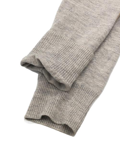 Maison Margiela（メゾンマルジェラ）Maison Margiela (メゾンマルジェラ) エルボーパッチニット ライトグレー サイズ:Sの古着・服飾アイテム
