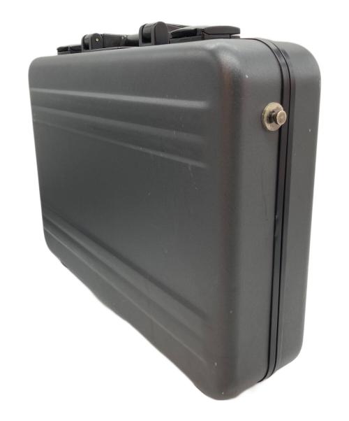 ZERO HALLIBURTON（ゼロ ハリバートン）ZERO HALLIBURTON (ゼロ ハリバートン) アタッシュケース グレーの古着・服飾アイテム