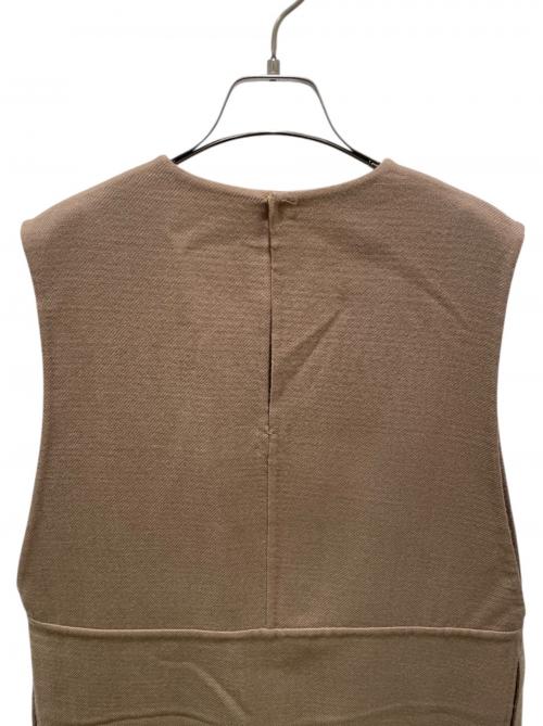 DRAWER（ドゥロワー）Drawer (ドゥロワー) ウールケヌキノースリーブワンピース ベージュ サイズ:36の古着・服飾アイテム