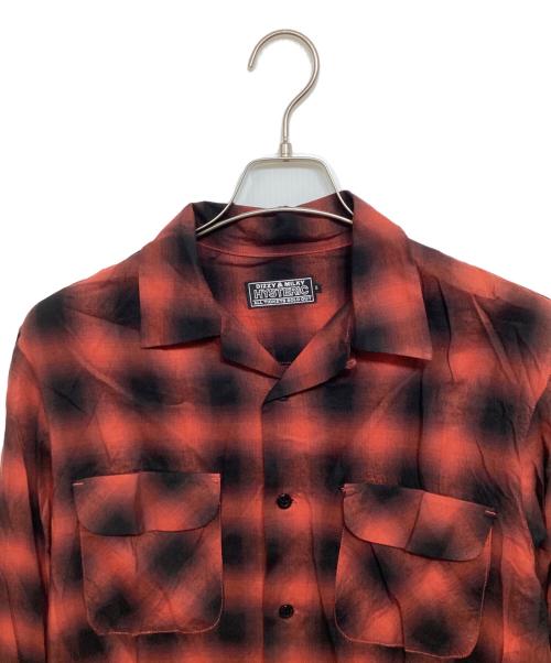 Hysteric Glamour（ヒステリックグラマー）Hysteric Glamour (ヒステリックグラマー) SMOKING GIRL オープンカラーシャツ レッド×ブラック サイズ:Sの古着・服飾アイテム