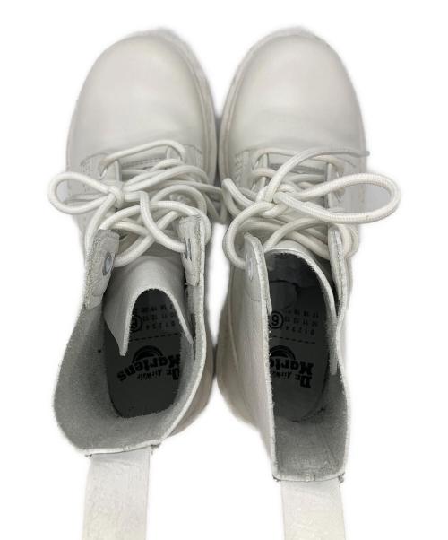 Dr.Martens（ドクターマーチン）Dr.Martens (ドクターマーチン) MM6 Maison Margiela (エムエムシックスメゾンマルジェラ) 8ホールブーツ/1460 TWIST MM6 ホワイト サイズ:UK6の古着・服飾アイテム