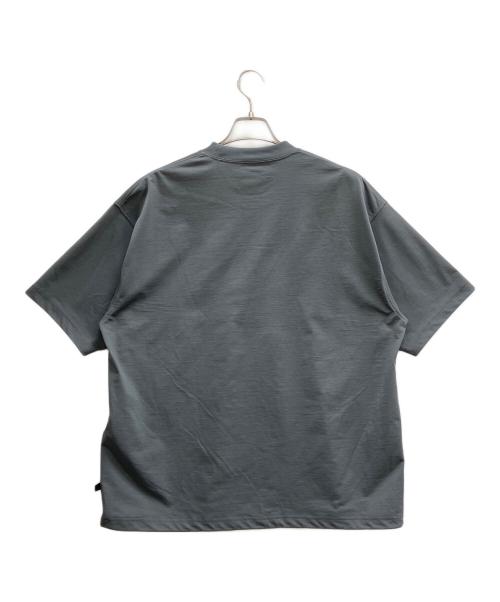 DAIWA（ダイワ）DAIWA (ダイワ) TECH DRAWSTRING SS TEE チャコールグレー サイズ:Mの古着・服飾アイテム