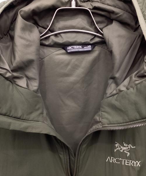 ARC'TERYX（アークテリクス）ARC'TERYX (アークテリクス) アトムLTフーディー オリーブ サイズ:SIZE Lの古着・服飾アイテム