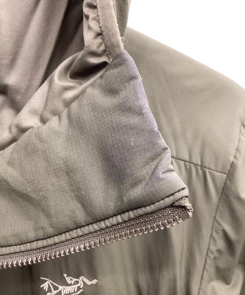 ARC'TERYX（アークテリクス）ARC'TERYX (アークテリクス) アトムLTフーディー オリーブ サイズ:SIZE Lの古着・服飾アイテム