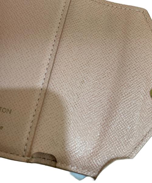 LOUIS VUITTON（ルイ ヴィトン）LOUIS VUITTON (ルイ ヴィトン) ポルトフォイユ・ゾエ 3つ折り財布/ダミエ・アズール ピンクの古着・服飾アイテム
