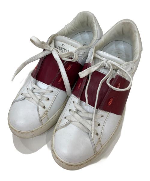 VALENTINO GARAVANI（ヴァレンティノ・ガラヴァーニ）VALENTINO GARAVANI (ヴァレンティノ・ガラヴァーニ) ロックスタッズスニーカー ホワイト×レッド サイズ:38の古着・服飾アイテム