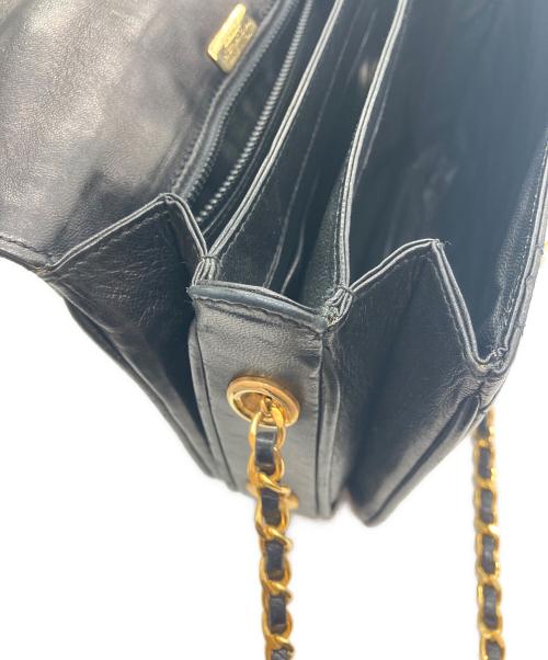 BALLY（バリー）BALLY (バリー) チェーンショルダーキルティングバッグ ブラックの古着・服飾アイテム