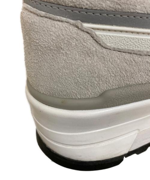 NEW BALANCE（ニューバランス）NEW BALANCE (ニューバランス) ローカットスニーカー ライトグレー サイズ:SIZE 27cmの古着・服飾アイテム