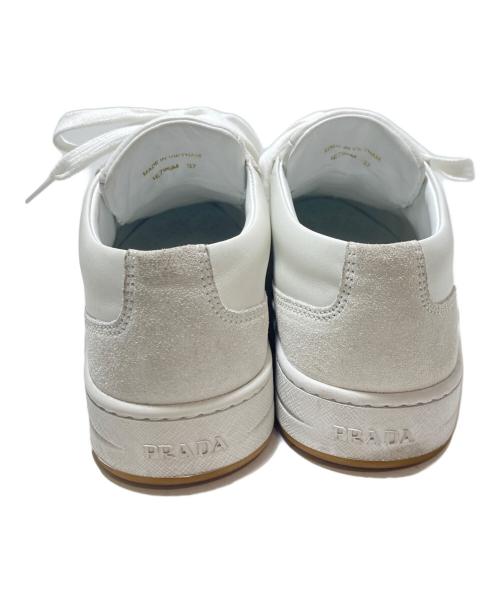 PRADA（プラダ）PRADA (プラダ) スニーカー ホワイト サイズ:23.5の古着・服飾アイテム