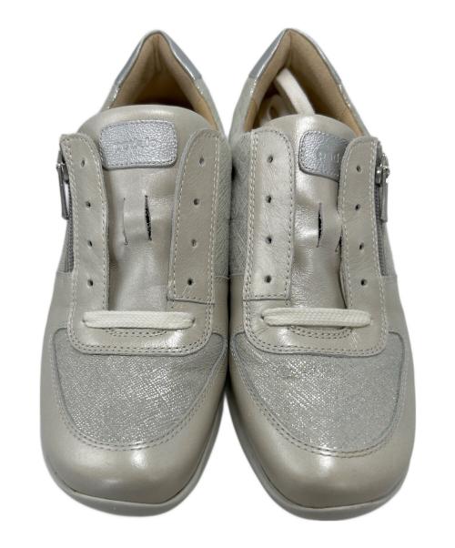 pedala（ペダラ）pedala (ペダラ) ペダラウォーキングシューズ アイボリー サイズ:24の古着・服飾アイテム