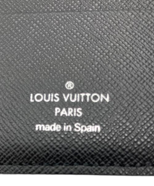 LOUIS VUITTON（ルイ ヴィトン）LOUIS VUITTON (ルイ ヴィトン) パスポートケース　ダミエ・グラフィット　クーヴェルテュール・パスポール ブラックの古着・服飾アイテム
