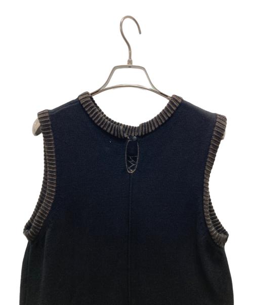 willfully（ウィルフリー）willfully (ウィルフリー) embroidery flower no sleeve knit OP ブラック サイズ:FREEの古着・服飾アイテム