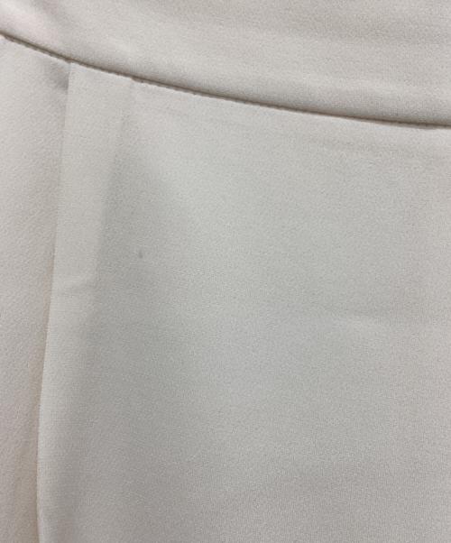 MaxMara（マックスマーラ）MaxMara (マックスマーラ) タックパンツ アイボリー サイズ:42の古着・服飾アイテム