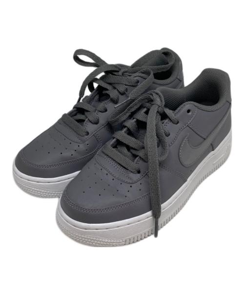 NIKE（ナイキ）NIKE (ナイキ) スニーカー グレー サイズ:22.5の古着・服飾アイテム