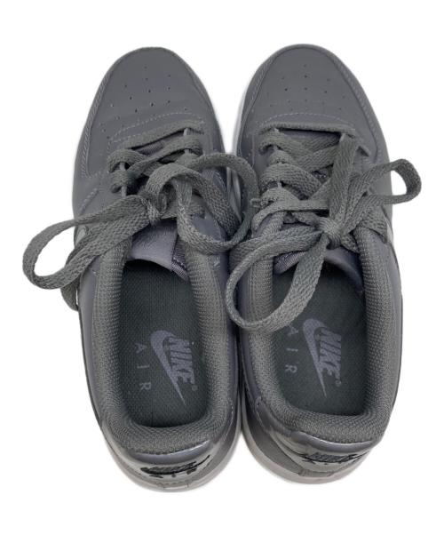 NIKE（ナイキ）NIKE (ナイキ) スニーカー グレー サイズ:22.5の古着・服飾アイテム