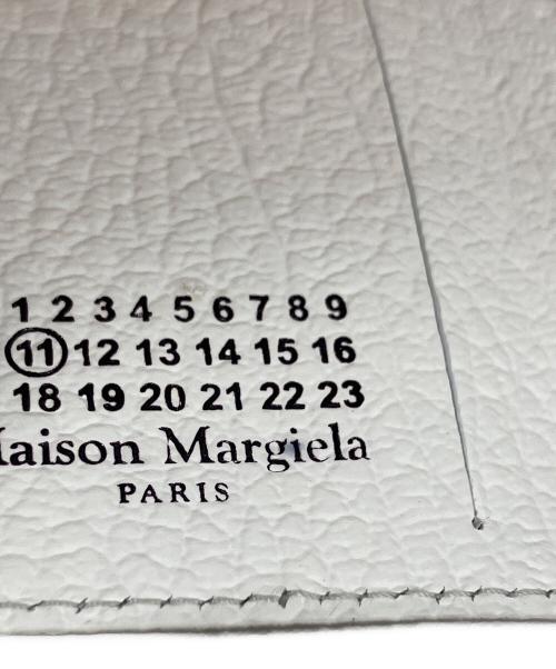 Maison Margiela（メゾンマルジェラ）Maison Margiela (メゾンマルジェラ) キーケース ホワイトの古着・服飾アイテム