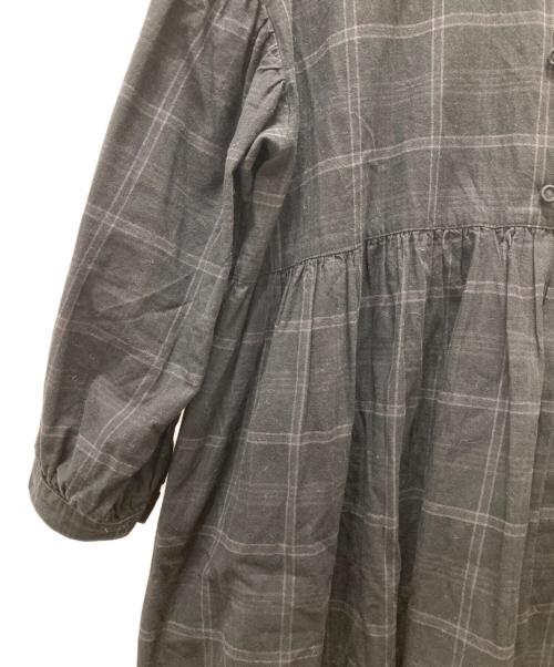 オオカミとフクロウ（オオカミトフクロウ）オオカミとフクロウ (オオカミトフクロウ) ハリネズミのエクリュ ワンピース ブラック サイズ:Freeの古着・服飾アイテム