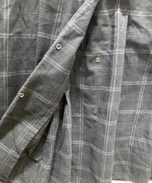 オオカミとフクロウ（オオカミトフクロウ）オオカミとフクロウ (オオカミトフクロウ) ハリネズミのエクリュ ワンピース ブラック サイズ:Freeの古着・服飾アイテム