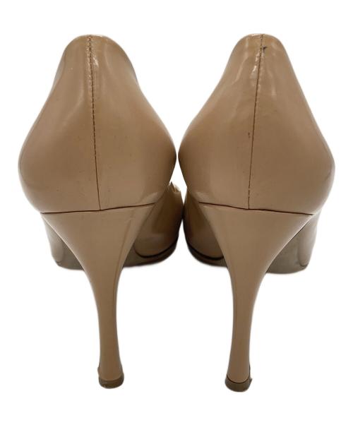 sergio rossi（セルジオロッシ）sergio rossi (セルジオロッシ) ラウンドトゥーパンプス ベージュ サイズ:39の古着・服飾アイテム