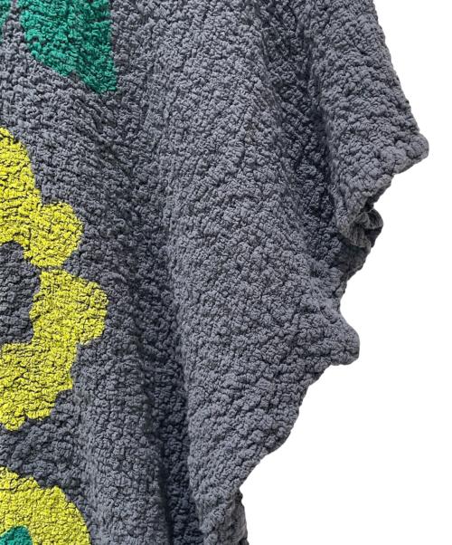 me ISSEY MIYAKE（ミーイッセイ ミヤケ）me ISSEY MIYAKE (ミーイッセイ ミヤケ) GROW PRINT CAULIFLOWER グレー サイズ:Freeの古着・服飾アイテム
