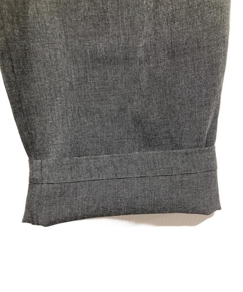 kurashi&trips publishing（クラシアンドトリップス パブリッシング）kurashi&trips publishing (クラシアンドトリップス パブリッシング) オンオフ頼れる大人のためのキャミソールセットアップ グレー サイズ:Mの古着・服飾アイテム