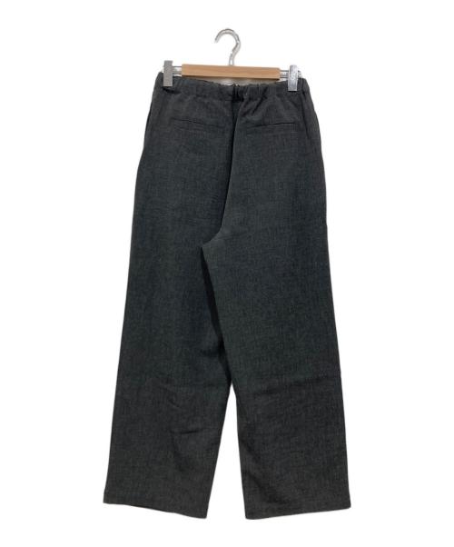 kurashi&trips publishing（クラシアンドトリップス パブリッシング）kurashi&trips publishing (クラシアンドトリップス パブリッシング) オンオフ頼れる大人のためのキャミソールセットアップ グレー サイズ:Mの古着・服飾アイテム