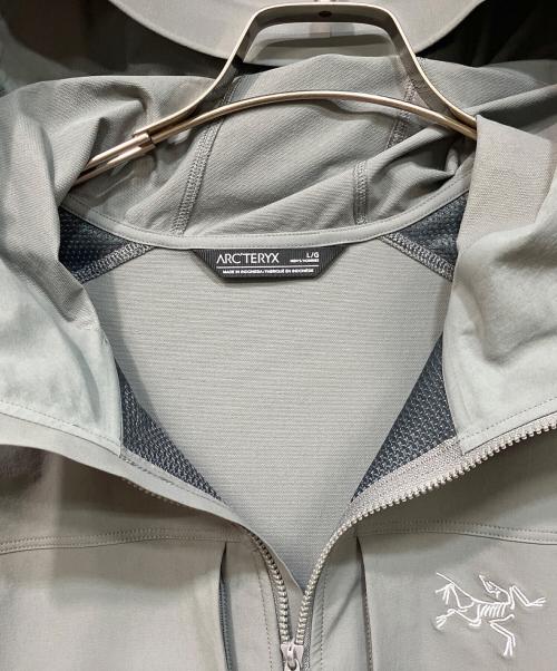 ARC'TERYX（アークテリクス）ARC'TERYX (アークテリクス) ガンマジャケット グレー サイズ:SIZE Lの古着・服飾アイテム