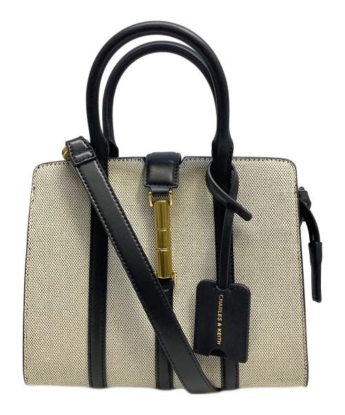 CHARLES & KEITH（チャールズアンドキース）CHARLES & KEITH (チャールズアンドキース) セシア キャンバスメタリックアクセントトートバッグ ブラックの古着・服飾アイテム