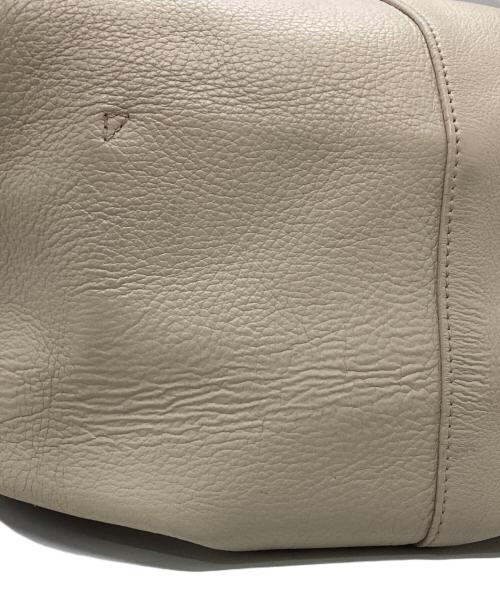 LOEWE（ロエベ）LOEWE (ロエベ) オリガミピロー ベージュの古着・服飾アイテム