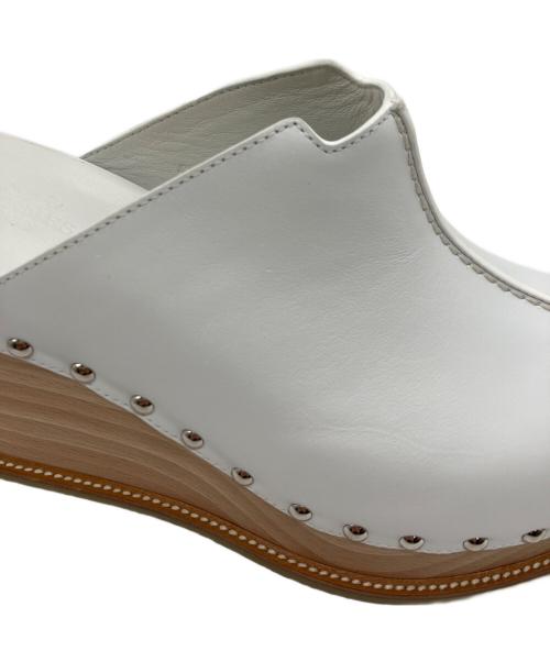 HERMES（エルメス）HERMES (エルメス) サボスタッズサンダル ホワイト サイズ:38の古着・服飾アイテム