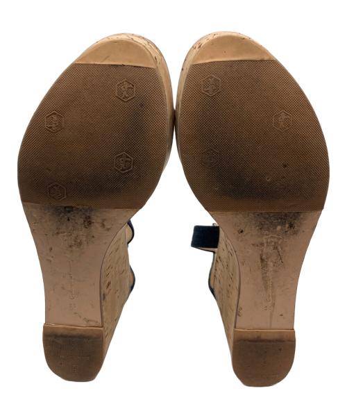 Gianvito Rossi（ジャンヴィト ロッシ）Gianvito Rossi (ジャンヴィト ロッシ) Gianvito Rossi アンクルストラップサンダル ベージュ サイズ:38の古着・服飾アイテム