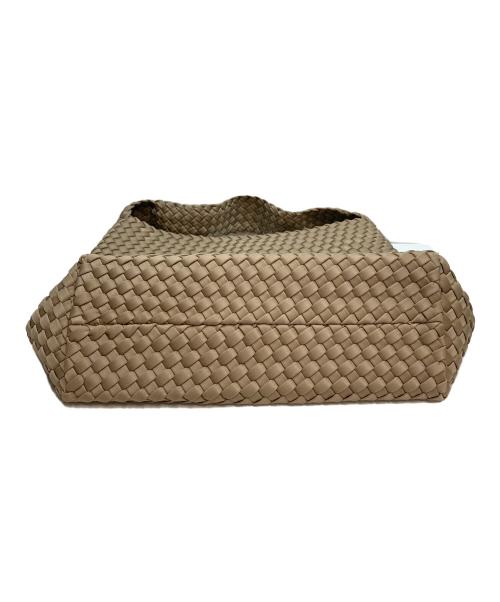 NAGHEDI（ナゲディ）NAGHEDI (ナゲディ) Namad Medium Hobo　（ノマド・ミディアム・ホーボー） ベージュの古着・服飾アイテム