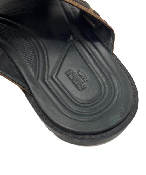 FENDI（フェンディ）FENDI (フェンディ) FF Logo Cross Slider Slippers ブラック サイズ:SIZE6の古着・服飾アイテム