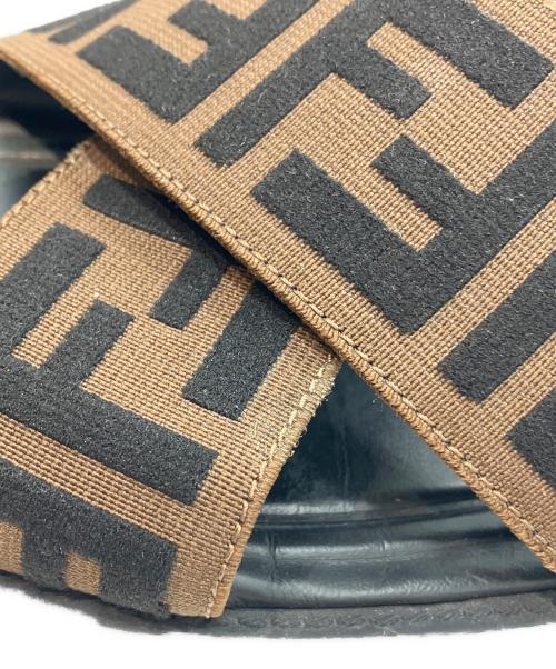 FENDI（フェンディ）FENDI (フェンディ) FF Logo Cross Slider Slippers ブラック サイズ:SIZE6の古着・服飾アイテム