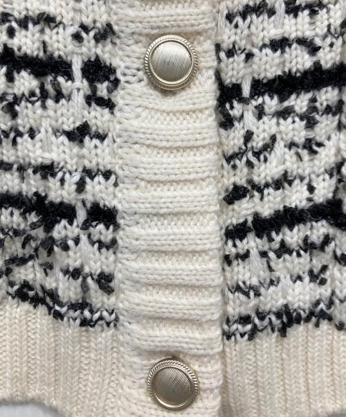 QTUME（クチューム）QTUME (クチューム) メタル釦ツイードライクニットジャケット アイボリー サイズ:38の古着・服飾アイテム