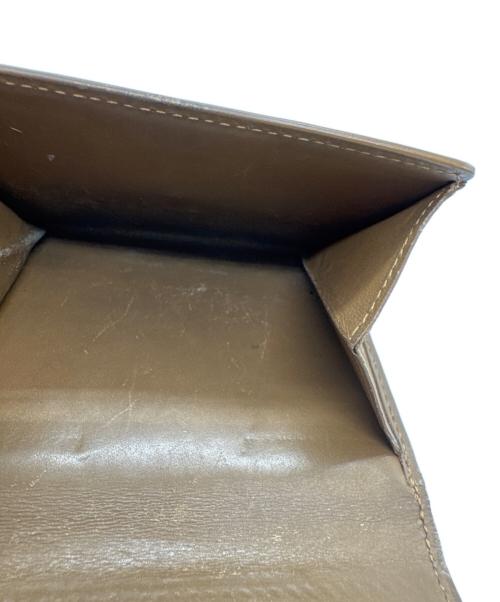 LOUIS VUITTON（ルイ ヴィトン）LOUIS VUITTON (ルイ ヴィトン) ポルト モネ・ビエ カルト クレディ 3つ折り財布　ヴェルニ ブロンズ サイズ:-の古着・服飾アイテム
