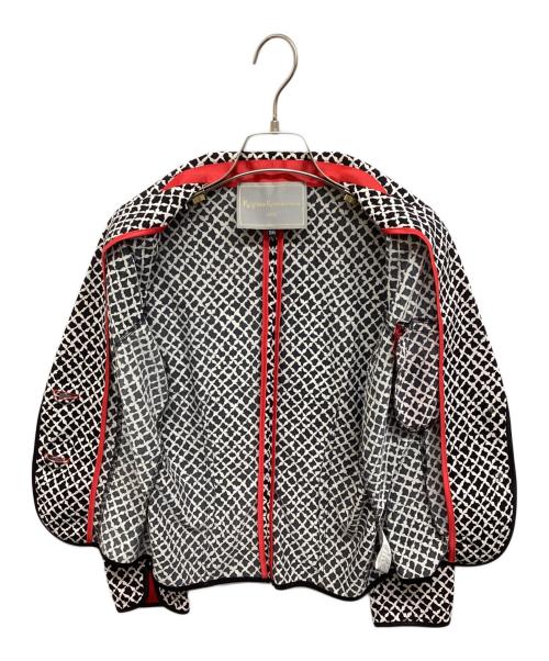 Regina Romantico（レジィーナロマンティコ）REGINA ROMANTICO (レジィーナロマンティコ) 総柄セットアップ ブラック×ホワイト サイズ:36の古着・服飾アイテム