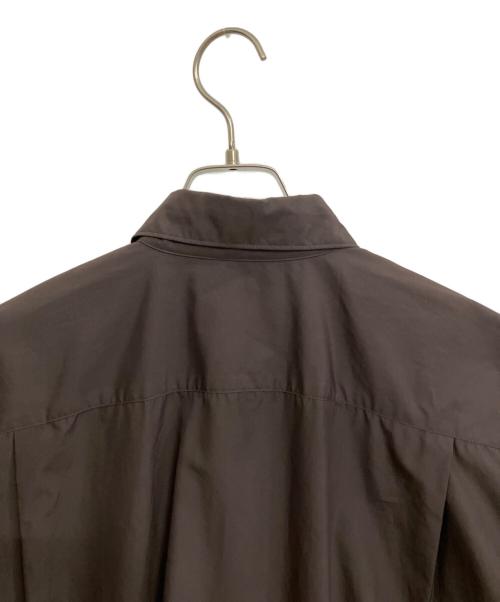 beautiful people（ビューティフルピープル）beautiful people (ビューティフルピープル) finx typewriter big tuck over shirt ブラウン サイズ:36の古着・服飾アイテム