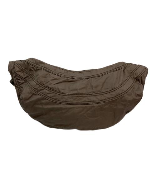 DIESEL（ディーゼル）DIESEL (ディーゼル) grunge croissant sholder bag ブラウンの古着・服飾アイテム