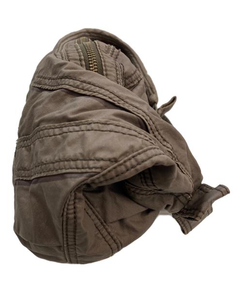 DIESEL（ディーゼル）DIESEL (ディーゼル) grunge croissant sholder bag ブラウンの古着・服飾アイテム
