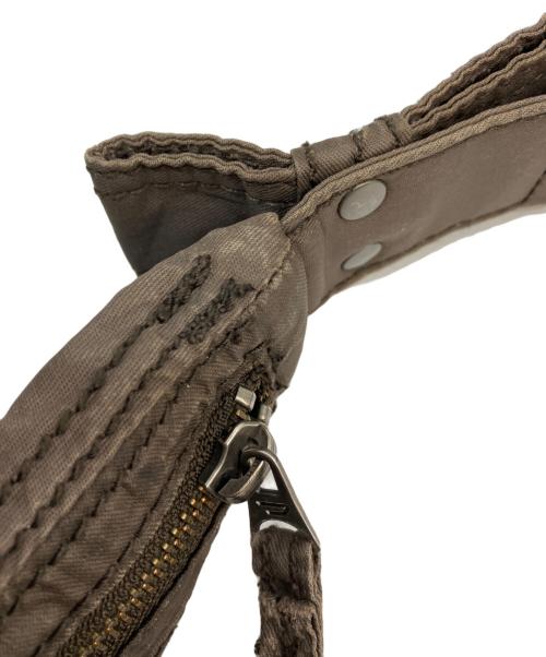 DIESEL（ディーゼル）DIESEL (ディーゼル) grunge croissant sholder bag ブラウンの古着・服飾アイテム