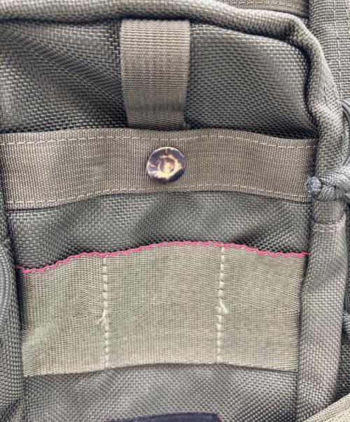 BRIEFING（ブリーフィング）BRIEFING (ブリーフィング) NEO B4 LINER カーキの古着・服飾アイテム