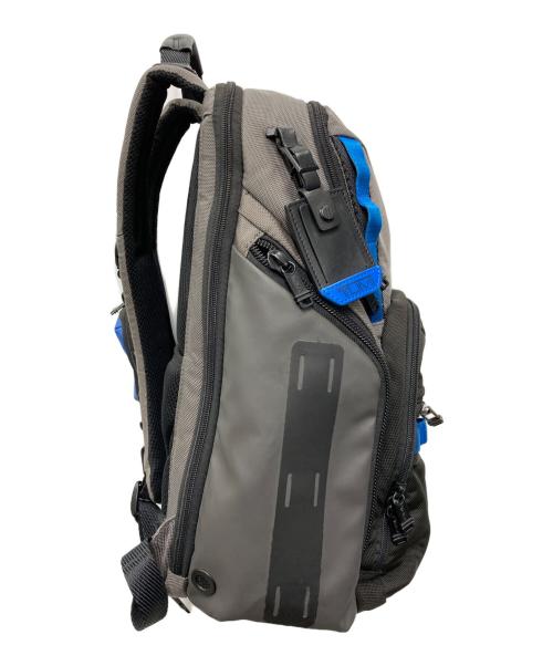 TUMI（トゥミ）TUMI (トゥミ) サーチバックパック グレーの古着・服飾アイテム